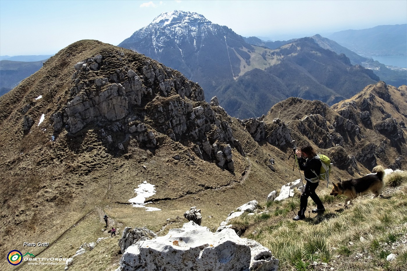 84 A dx il sentiero che sale da Ballabio e dalla ferrata.JPG